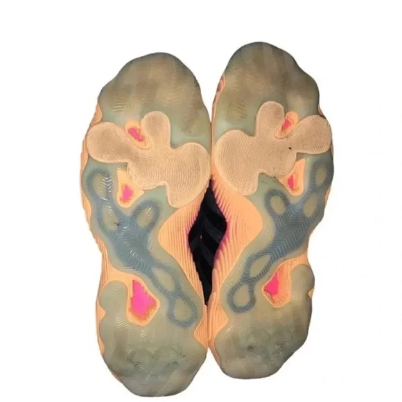 EUC Adidas Trae Young 3 Basketball Shoes IE9303 Men’s Size 13.5 - Picture 11 of 11